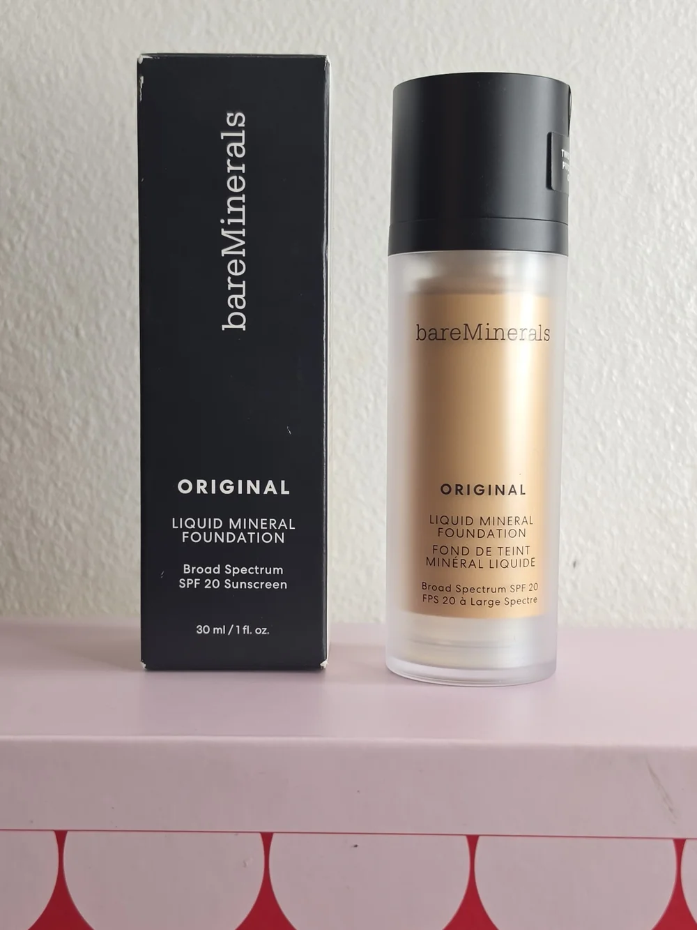 bareMinerals Original Liquid Mineral Foundation - Soft Medium 11 New